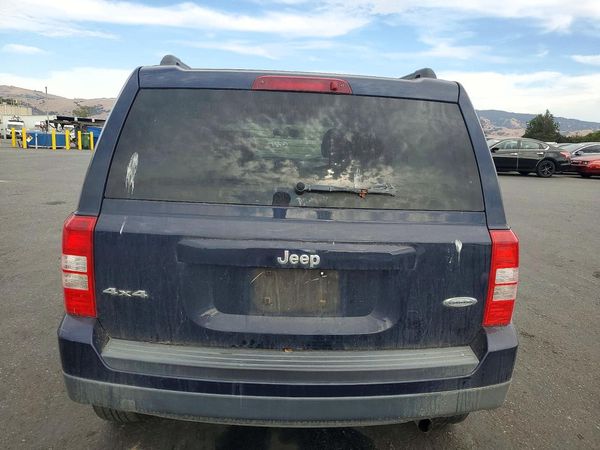 2014 JEEP PATRIOT Latitude — DIRR