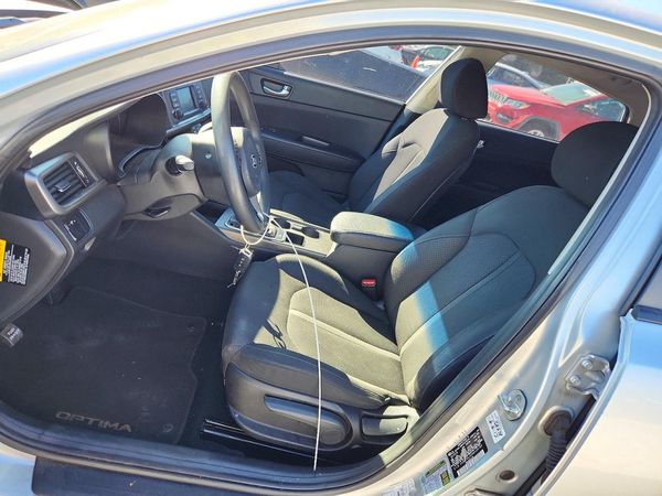 2017 KIA OPTIMA — DENT