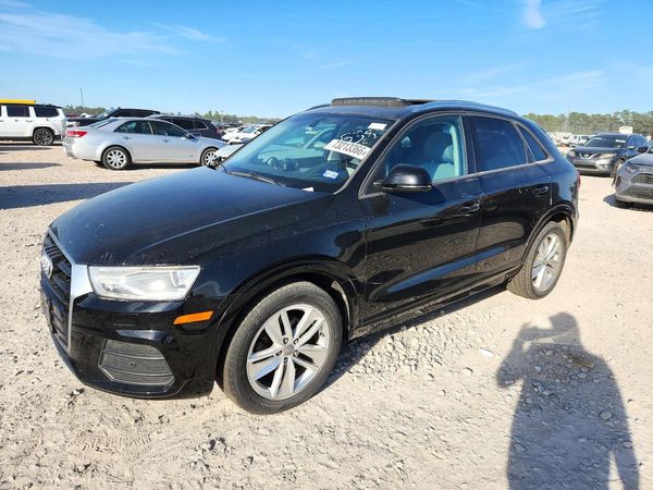 2017 AUDI Q3 Premium — Front 3/4