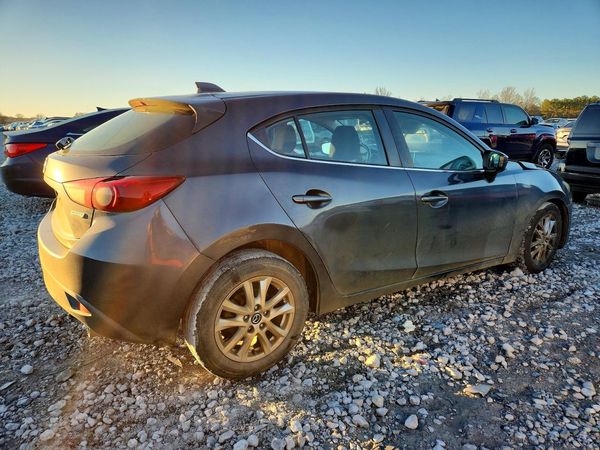2015 MAZDA 3