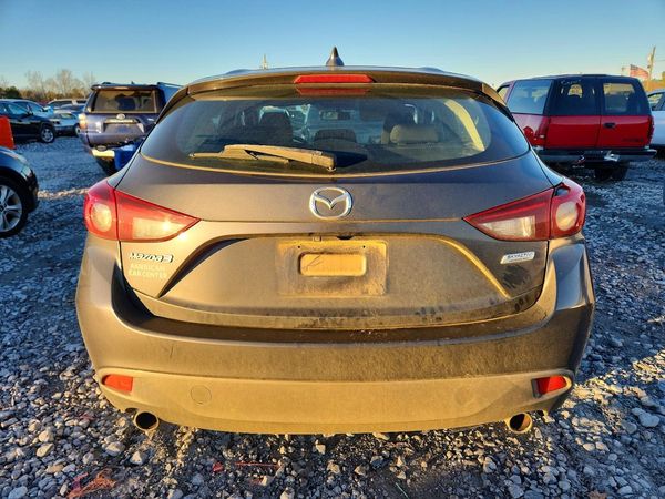 2015 MAZDA 3