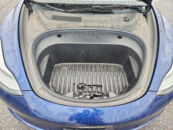 2022 TESLA MODEL 3 — Engine bay