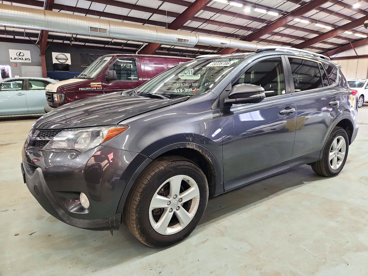 2013 TOYOTA RAV4 Sports — Front 3/4