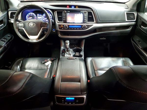 2017 TOYOTA HIGHLANDER SE/XLE — CKPT