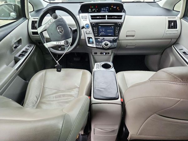2017 TOYOTA PRIUS — CKPT