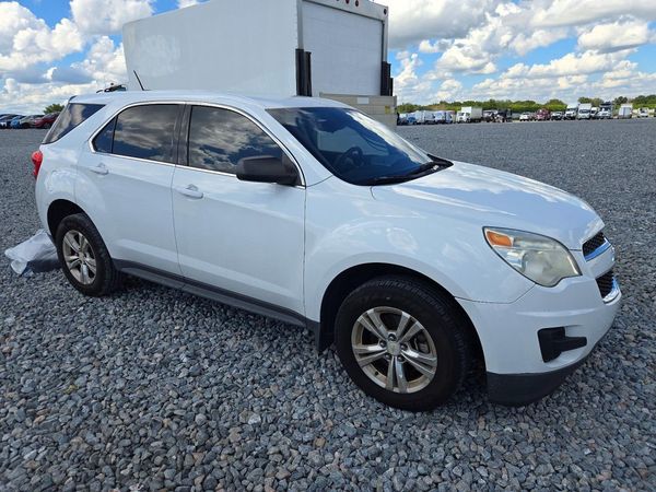 2015 CHEVROLET EQUINOX LS — Passenger 3/4