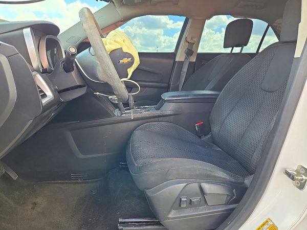 2015 CHEVROLET EQUINOX LS — DENT