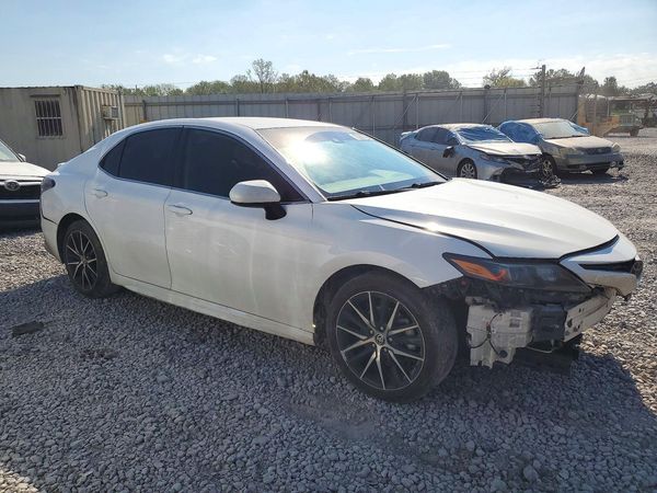 2021 TOYOTA CAMRY SE — Passenger 3/4