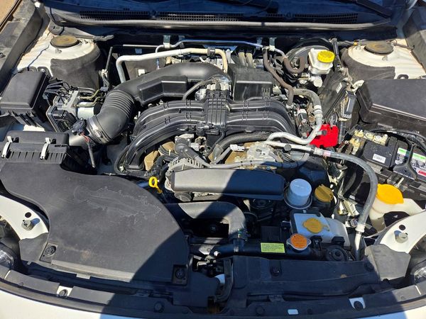 2021 SUBARU OUTBACK Limited+M/R+NAVI(HK) — Engine bay