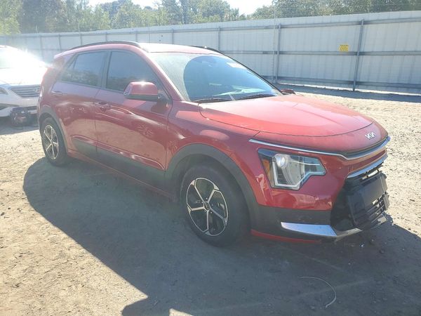 2024 KIA NIRO EX — Passenger 3/4