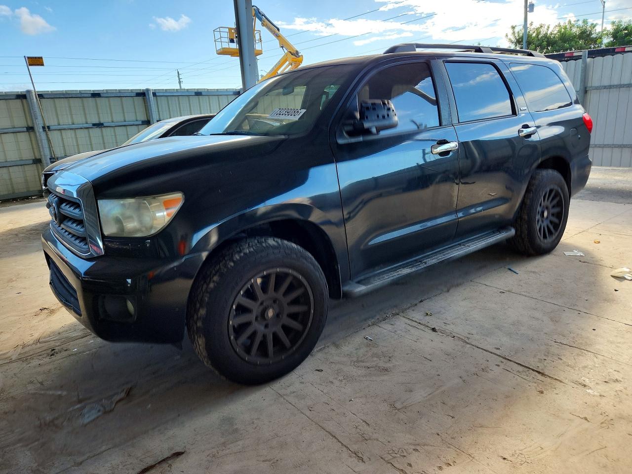 2012 TOYOTA SEQUOIA — Front 3/4