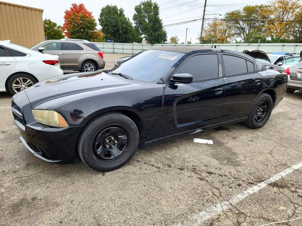 2012 DODGE CHARGER Police — Front 3/4