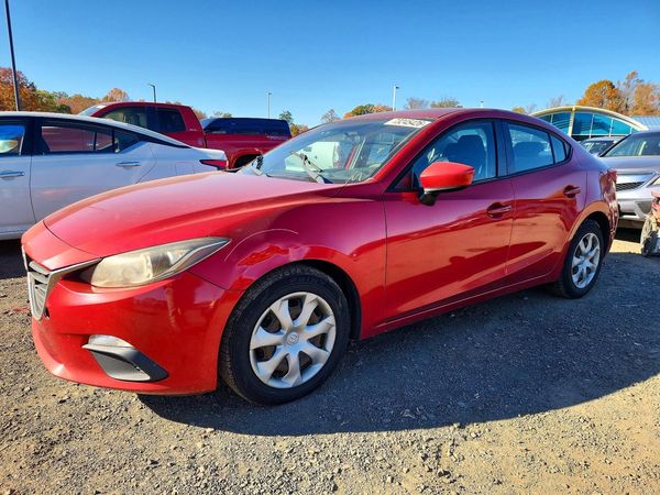 2014 MAZDA 3 Sport/GX — Front 3/4