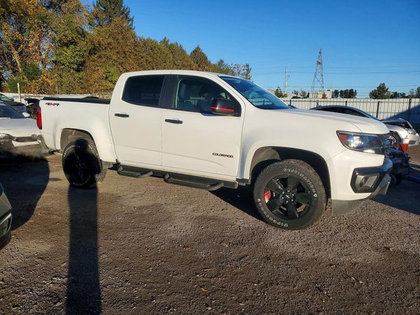 2021 CHEVROLET COLORADO LT — Passenger 3/4