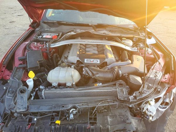 2017 FORD MUSTANG GT Convertible — Engine bay