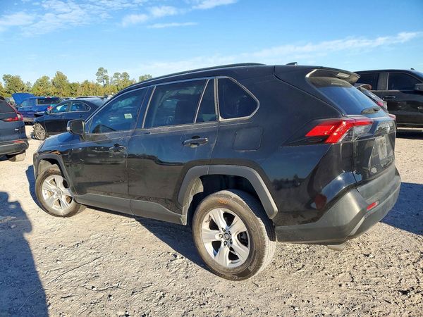 2021 TOYOTA RAV4 XLE — DSRA