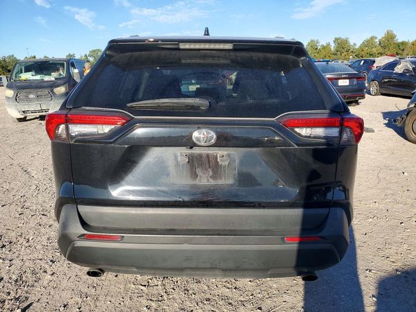 2021 TOYOTA RAV4 XLE — DIRR