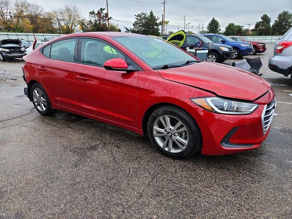 2018 HYUNDAI ELANTRA — Passenger 3/4