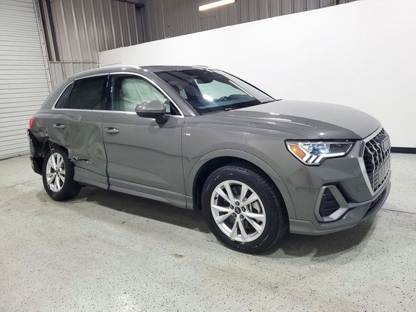 2025 AUDI Q3 S Line quattro Premium — Passenger 3/4