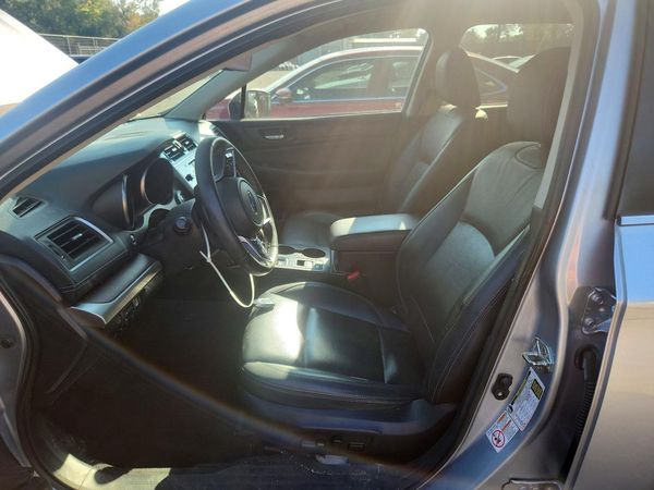2019 SUBARU OUTBACK Limited+M/R+ES+NAVI — DENT