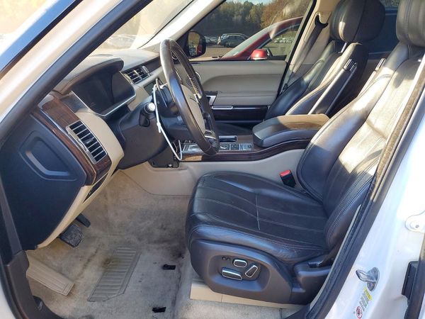 2014 LAND ROVER RANGEROVER HSE — DENT
