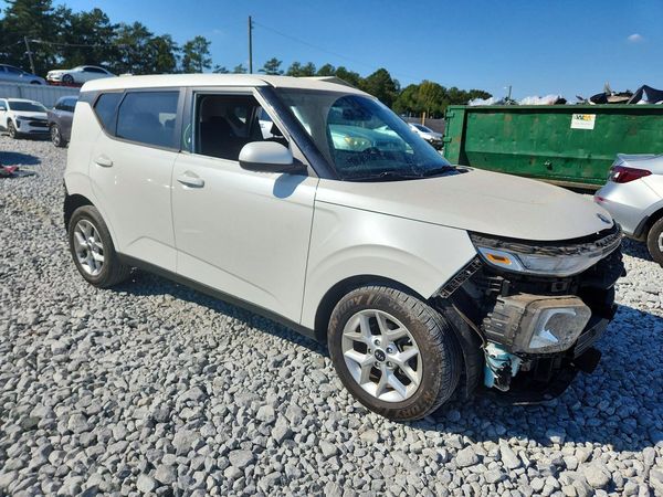 2020 KIA SOUL LX, S, X-Line — Passenger 3/4