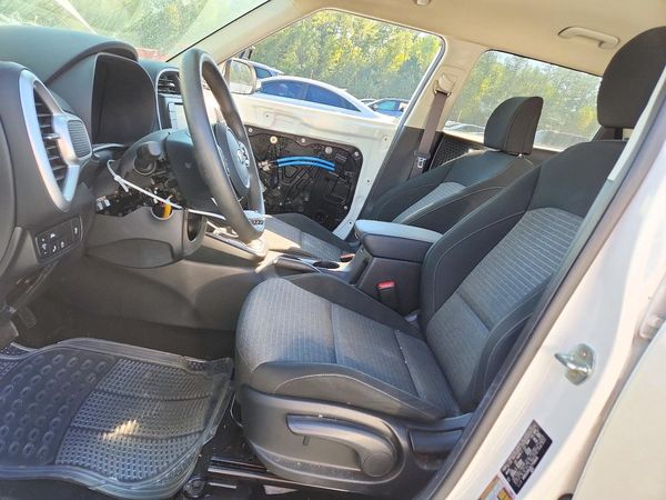 2020 KIA SOUL LX, S, X-Line — DENT