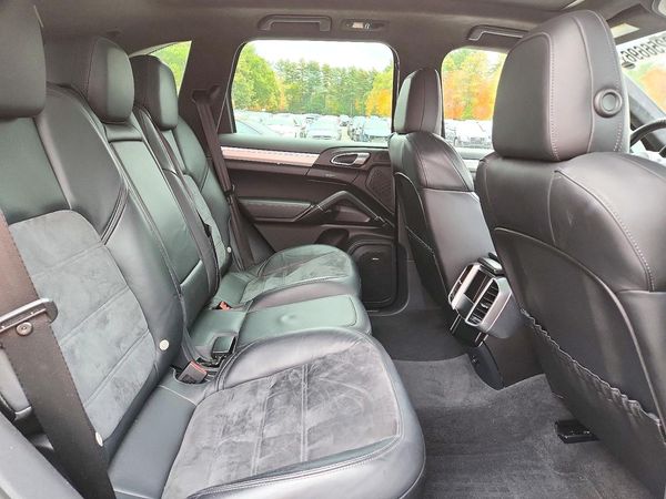 2014 PORSCHE CAYENNE GTS — PSRS