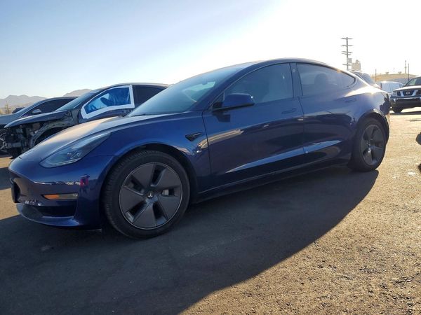2022 TESLA MODEL 3 — Front 3/4