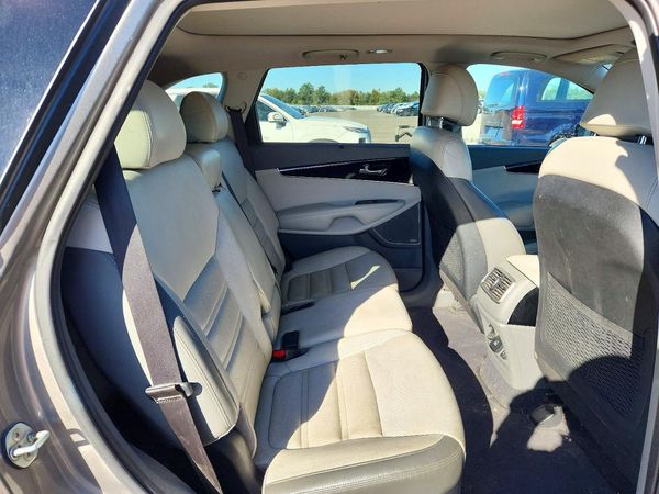 2017 KIA SORENTO SX, SX Limited — PSRS