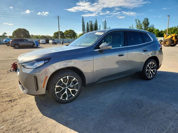 2026 BMW X3 30 xDrive — Front 3/4