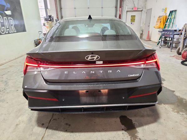 2024 HYUNDAI ELANTRA Limited — DIRR