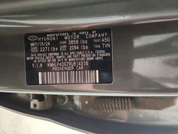 2024 HYUNDAI ELANTRA Limited — VINS