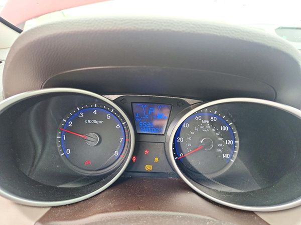 2013 HYUNDAI TUCSON — ODOM