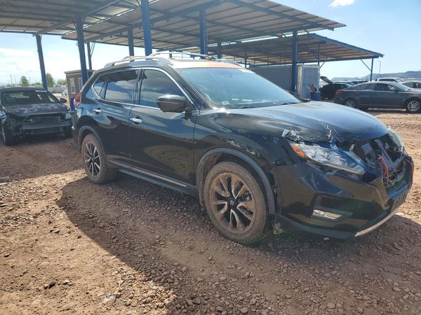 2018 NISSAN ROGUE — Passenger 3/4