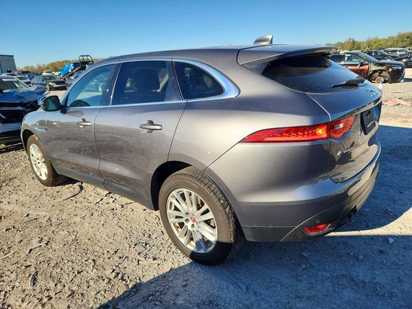 2017 JAGUAR F-PACE Prestige — DSRA