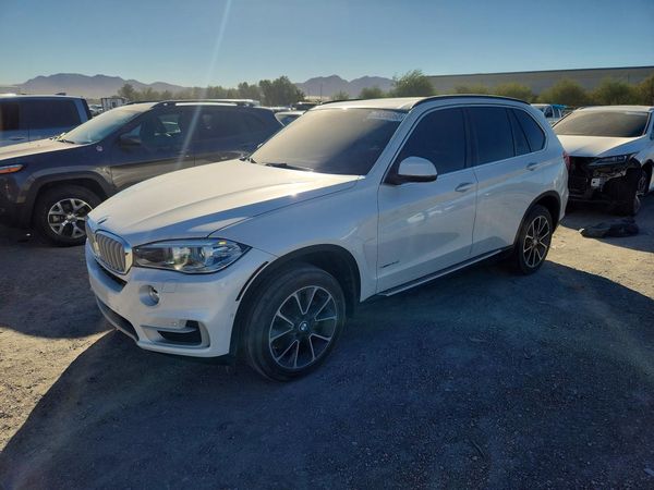 2015 BMW X5 xDrive35d — Front 3/4
