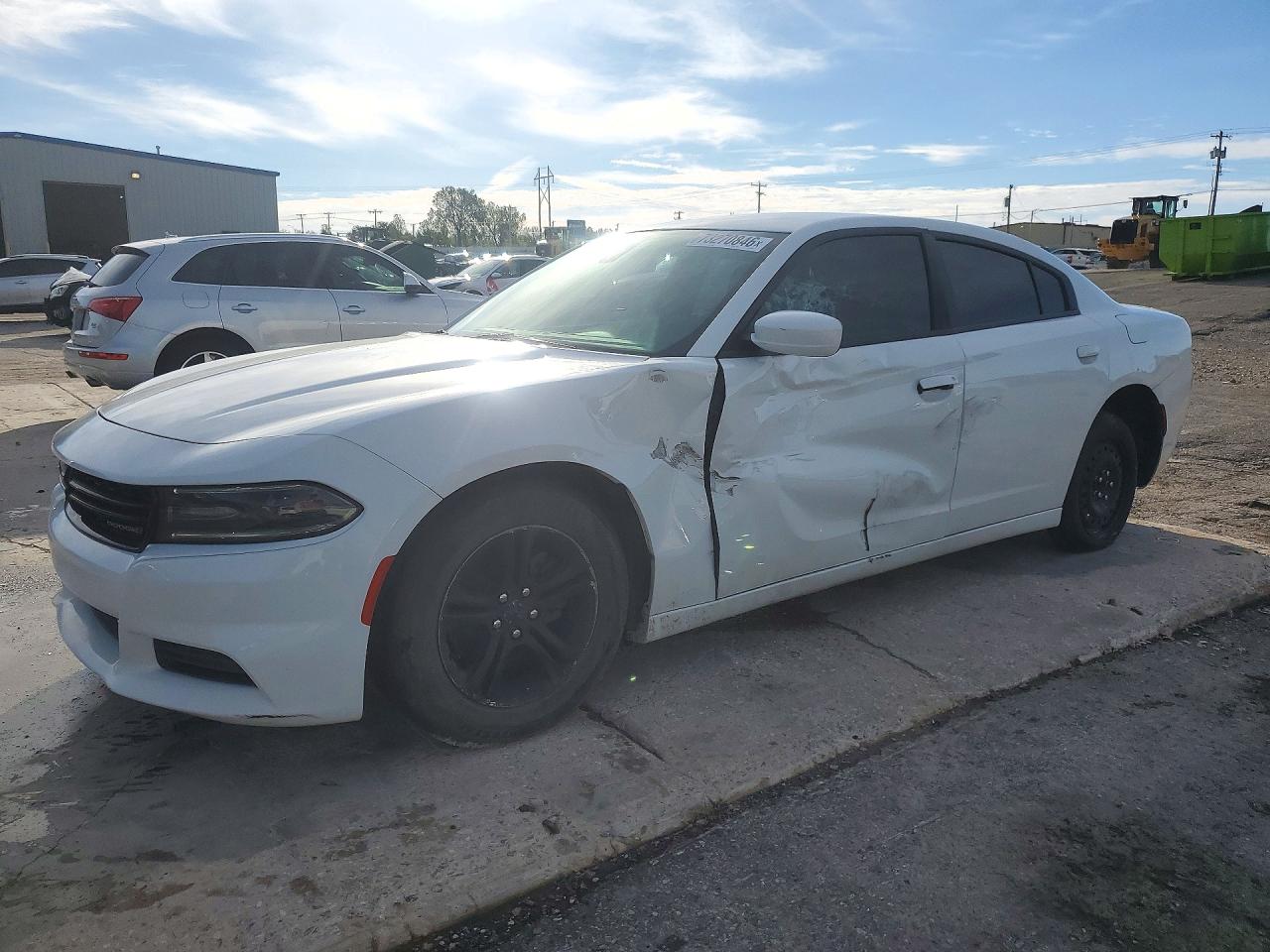 2019 DODGE CHARGER SXT — Front 3/4