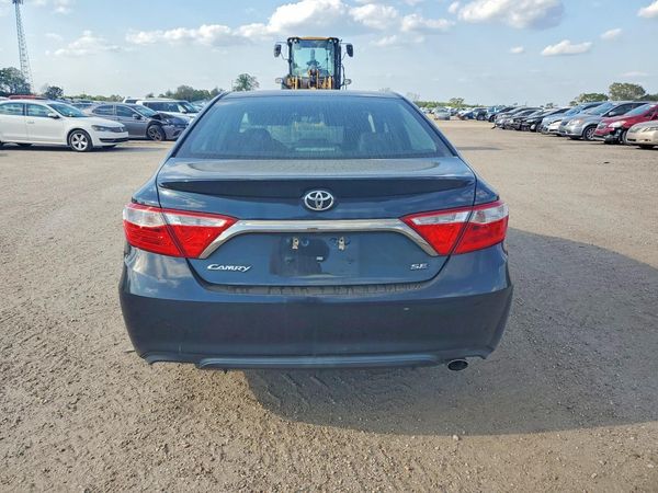 2015 TOYOTA CAMRY