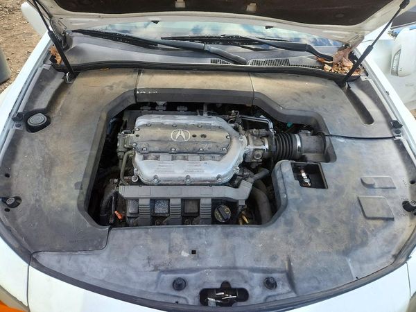 2012 ACURA TL TECH — Engine bay