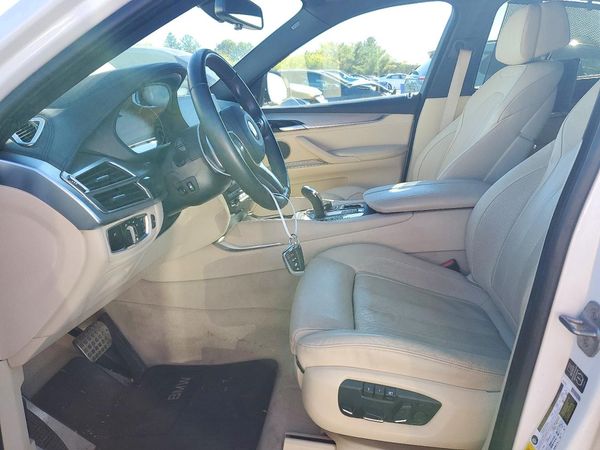 2015 BMW X6 xDrive50i — DENT