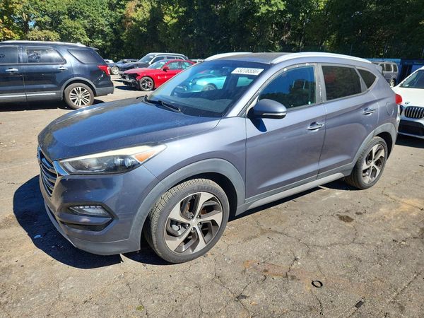 2017 HYUNDAI TUCSON — Front 3/4