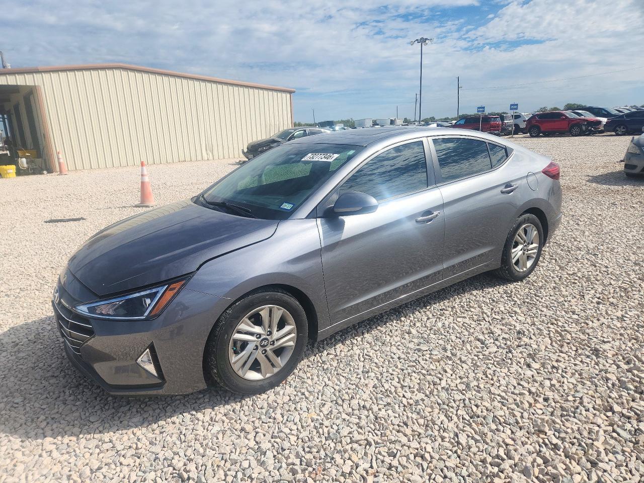 2019 HYUNDAI ELANTRA — Front 3/4