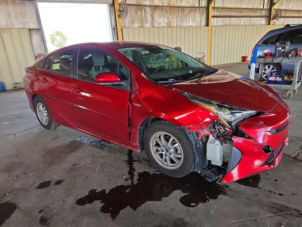 2017 TOYOTA PRIUS One/Two — Passenger 3/4