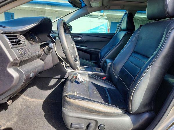 2015 TOYOTA CAMRY SOLA Hybrid — DENT