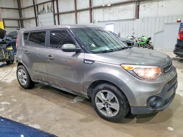2017 KIA SOUL Base