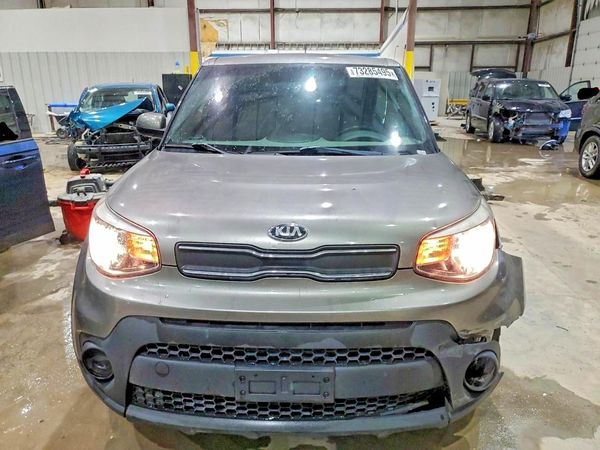 2017 KIA SOUL Base