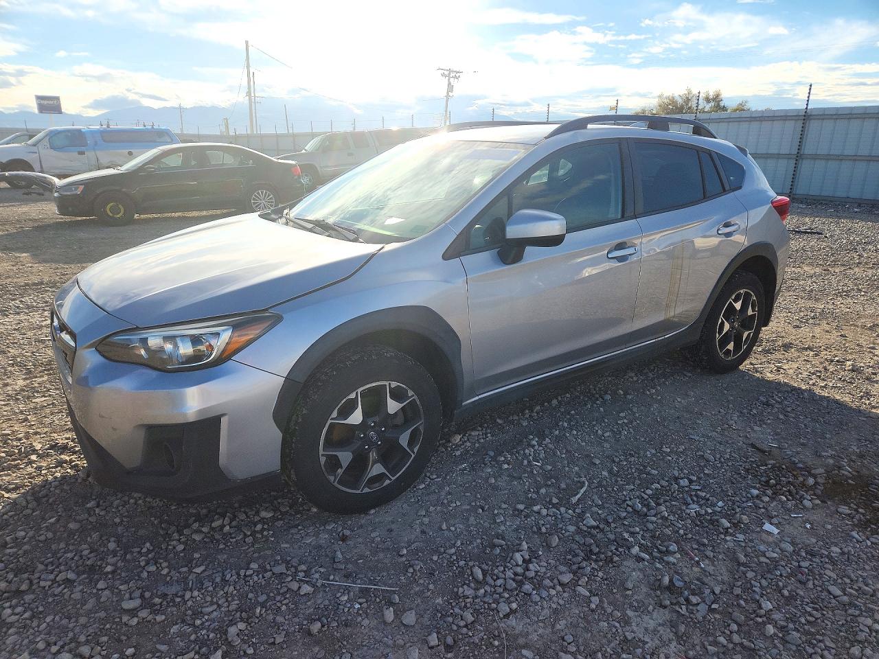 2019 SUBARU CROSSTREK — Front 3/4