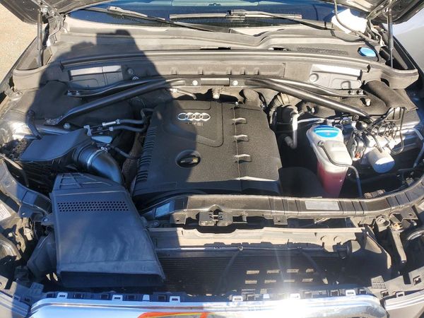 2017 AUDI Q5 quattro Premium Plus — Engine bay