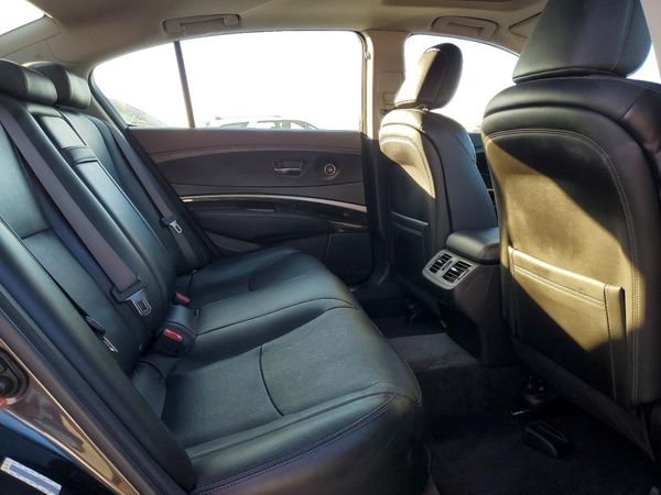 2017 ACURA RLX Technology Package